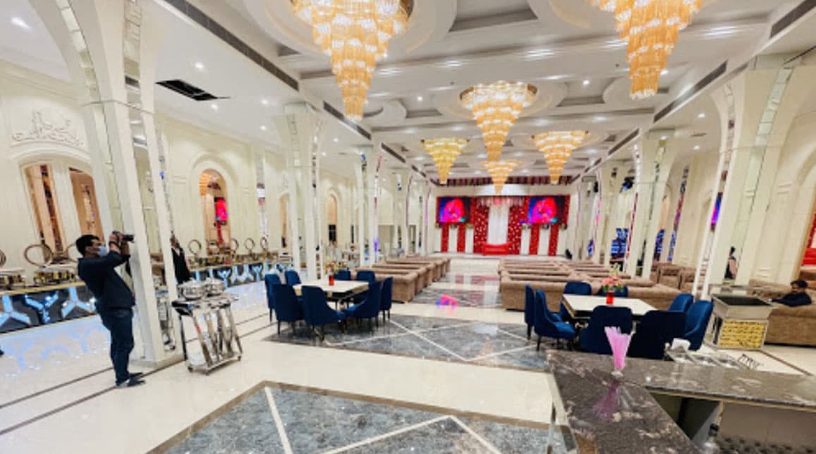 venue-img