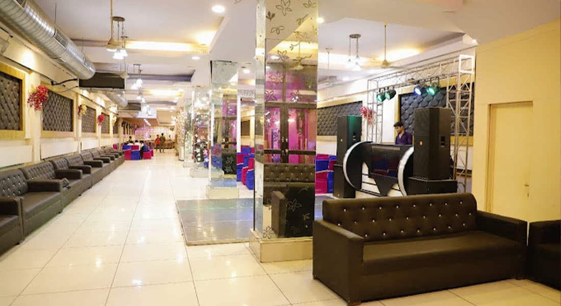 venue-img