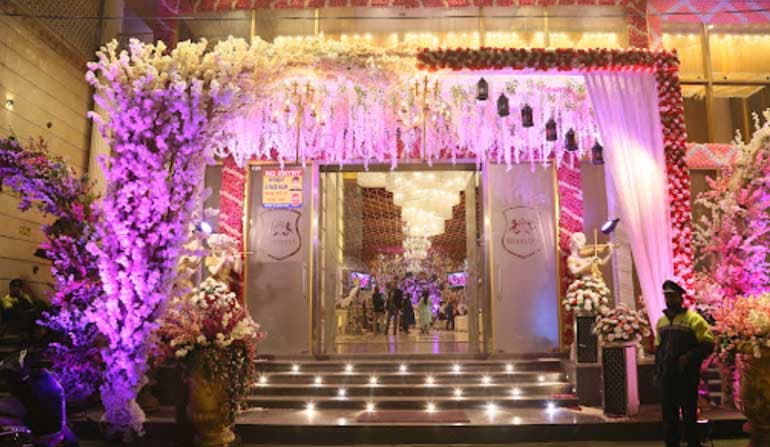 venue-img