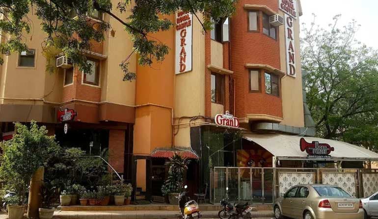 Hotel Royal Castle Grand - Image 2