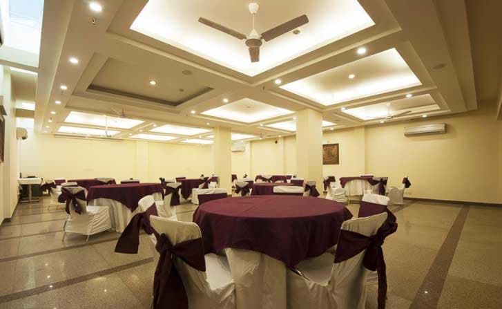 Alpina Hotels & Suites - Image 3