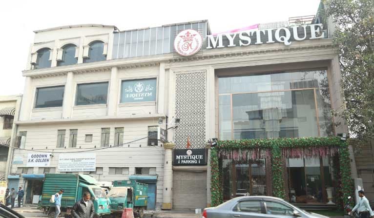 Mystique Banquet - Image 1