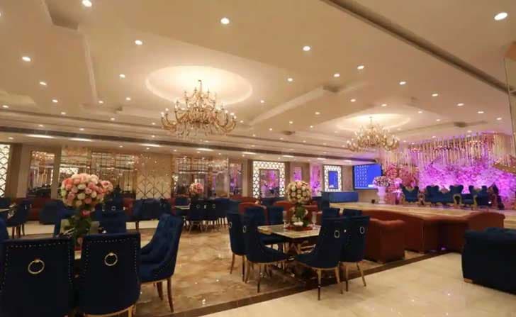 Majestic Crown Banquet - Image 2