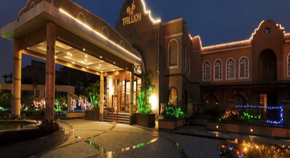 Trillion Hotel - Image 1