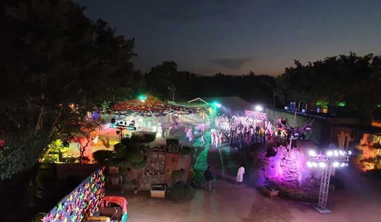 venue-img