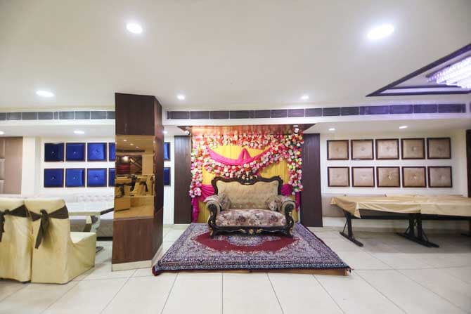 venue-img