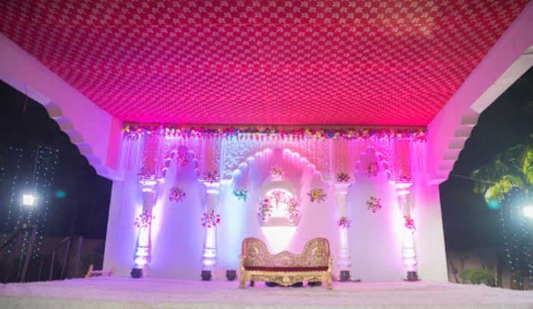 venue-img