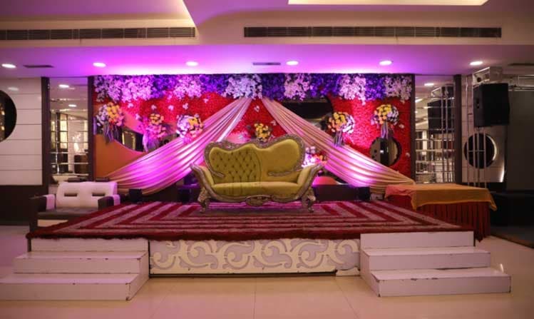 venue-img