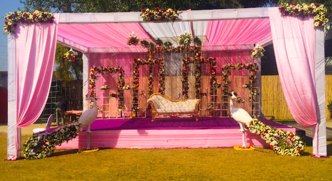 venue-img