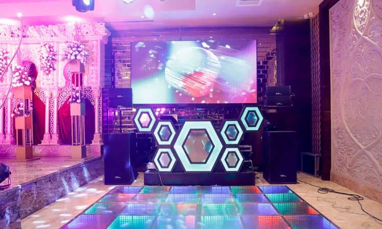 venue-img