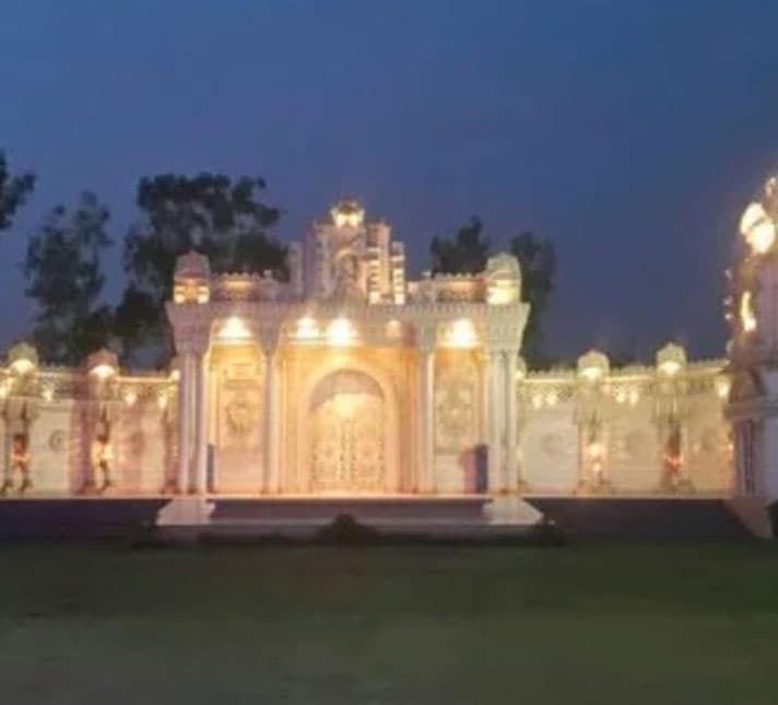 venue-img