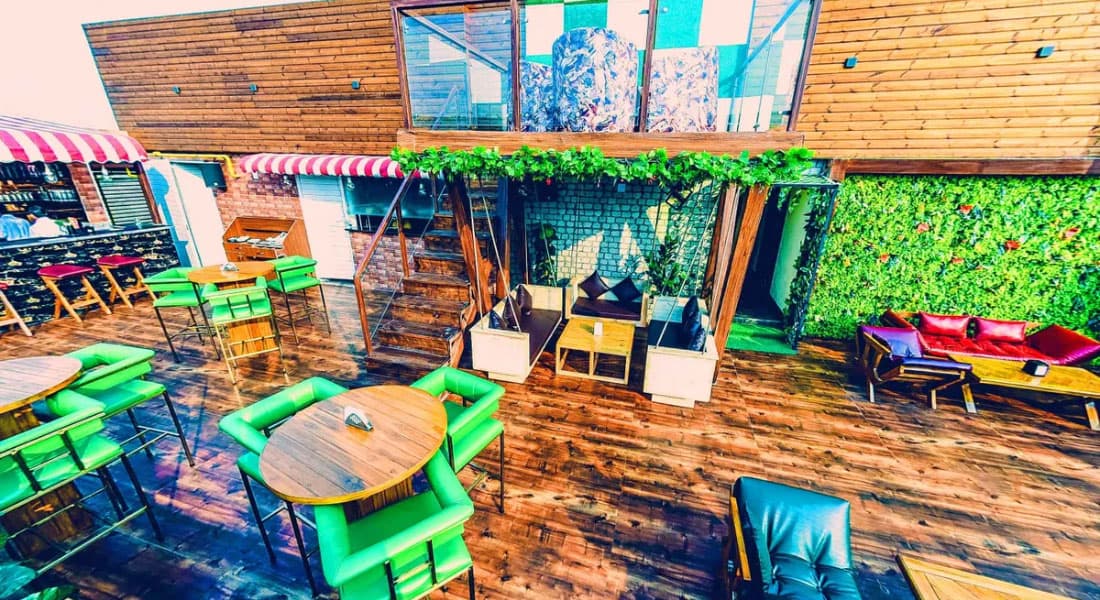 venue-img