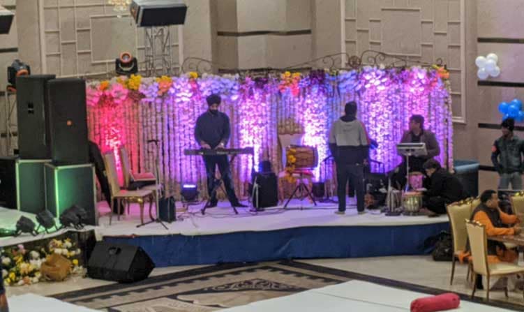 venue-img