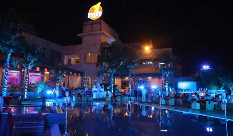 venue-img
