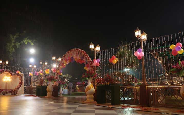 venue-img