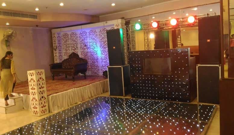 venue-img