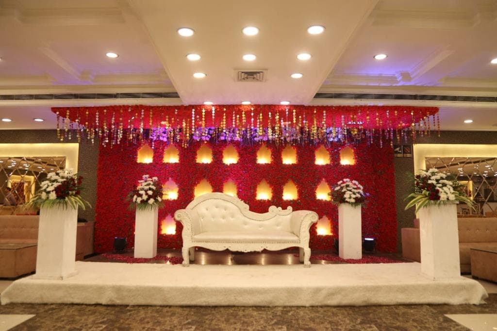 venue-img