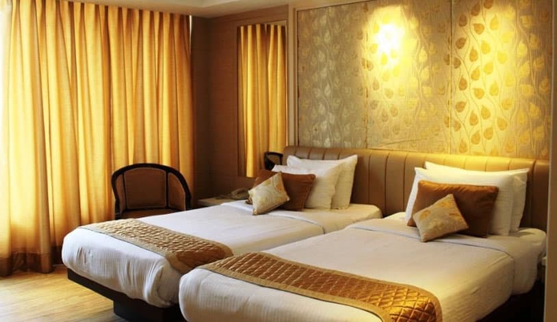 Hotel Swati Deluxe - Image 2