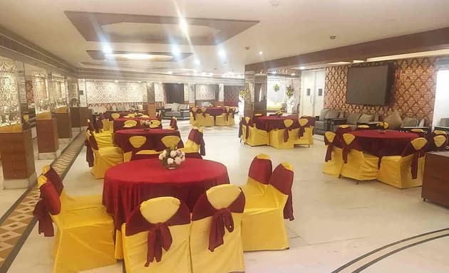 Anubhav Banquet Hall - Image 2