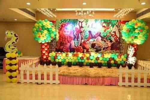 venue-img