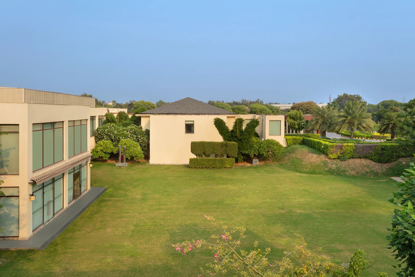 Four Points By Sheraton - Image 1
