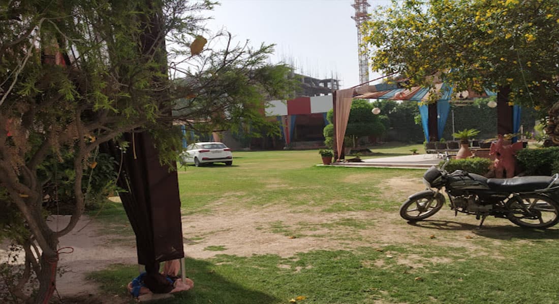 venue-img