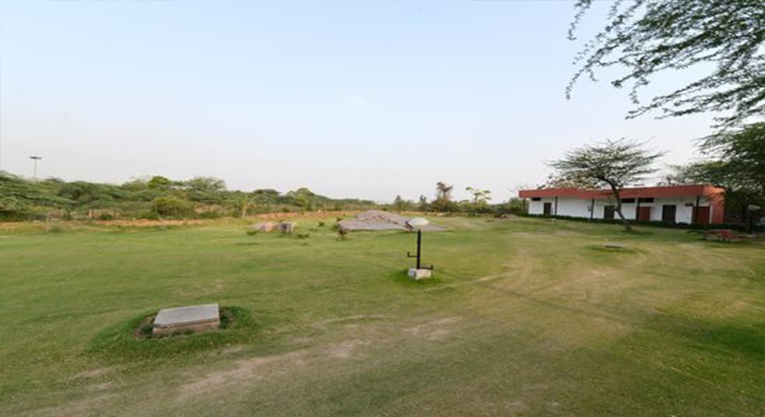 Lake View Huts and Resort - Image 2