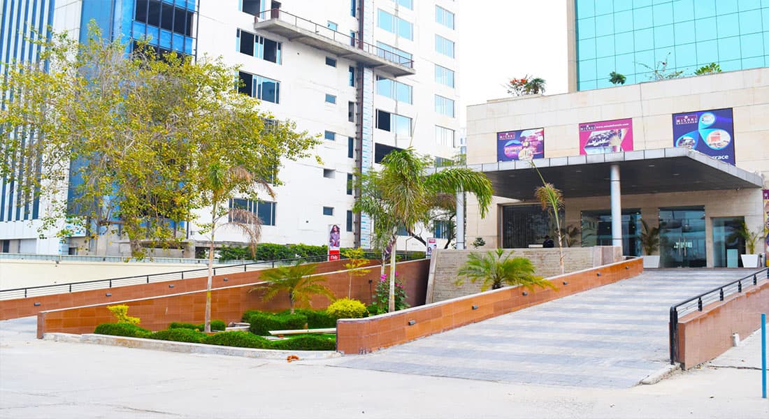 Hotel Sewa Grand - Image 2