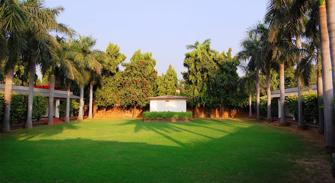 venue-img