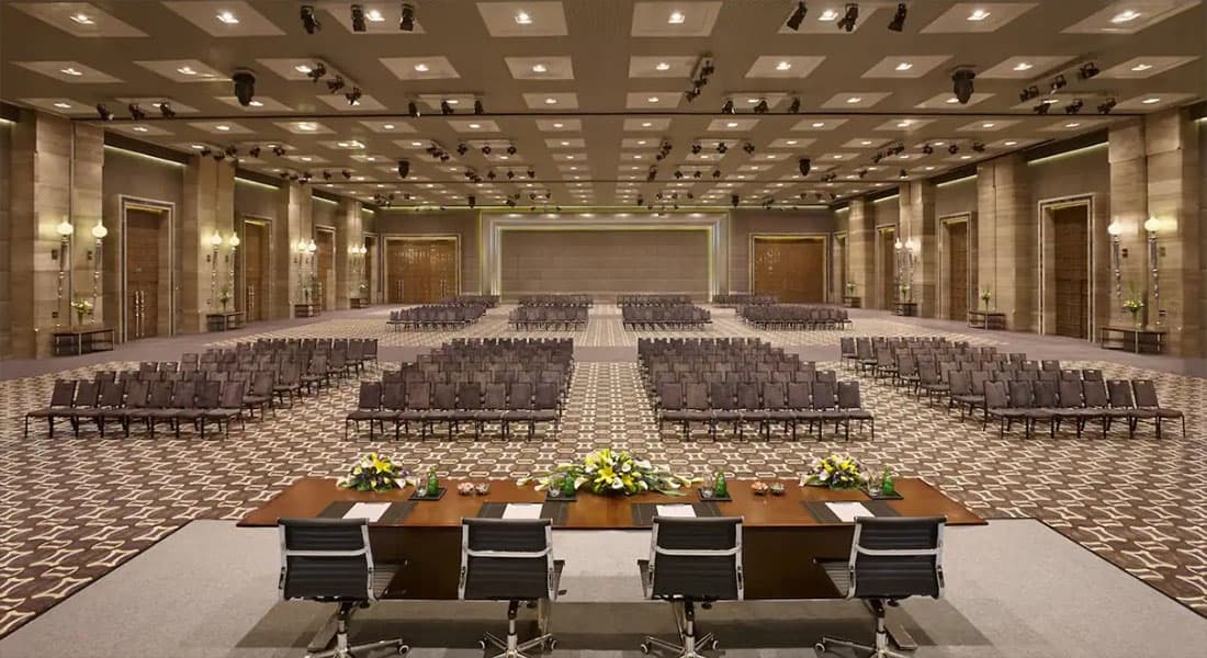 venue-img
