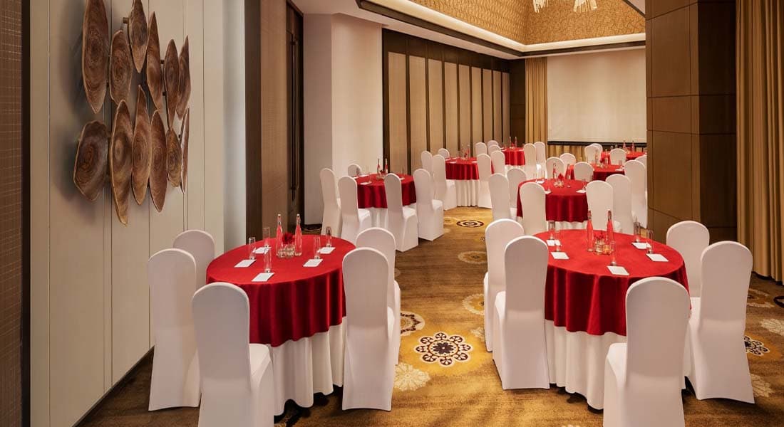 Courtyard by Marriott Gurugram Downtown - Image 3