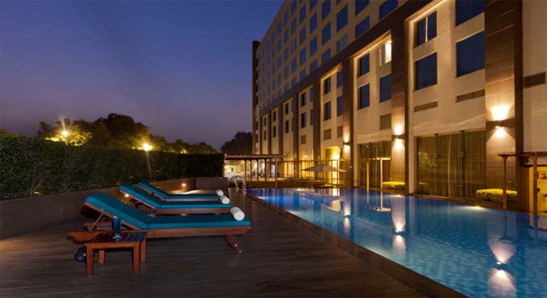 venue-img