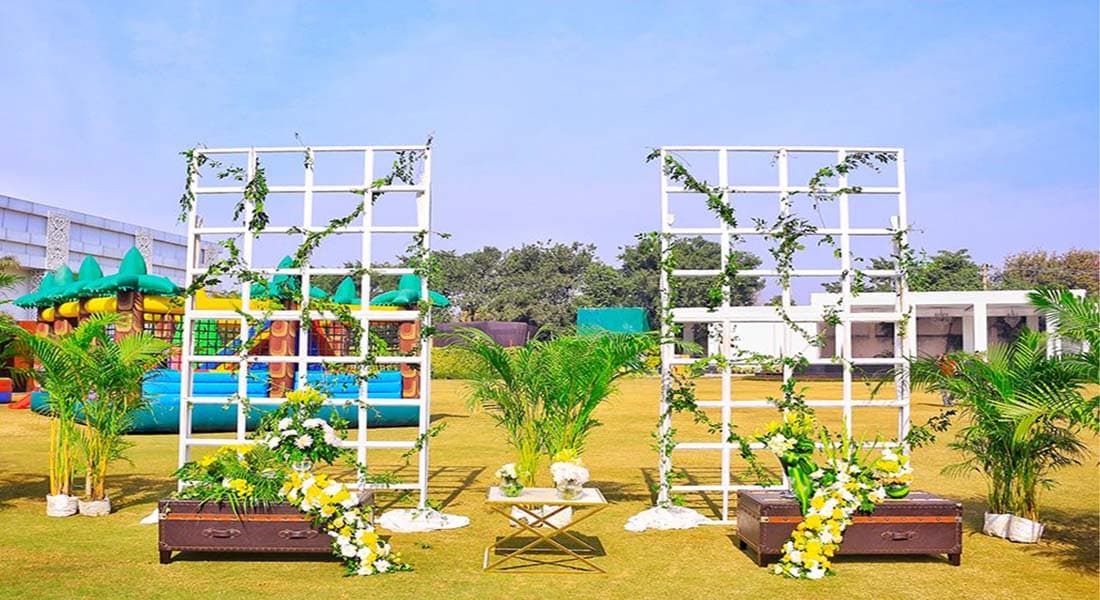 venue-img