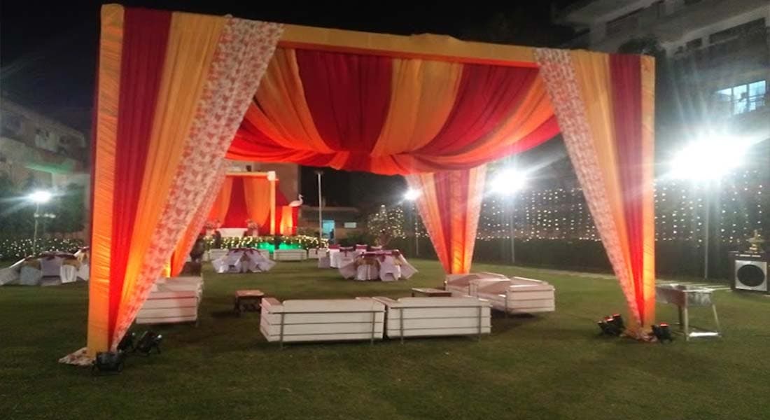 Raj Mahal Garden - Image 2