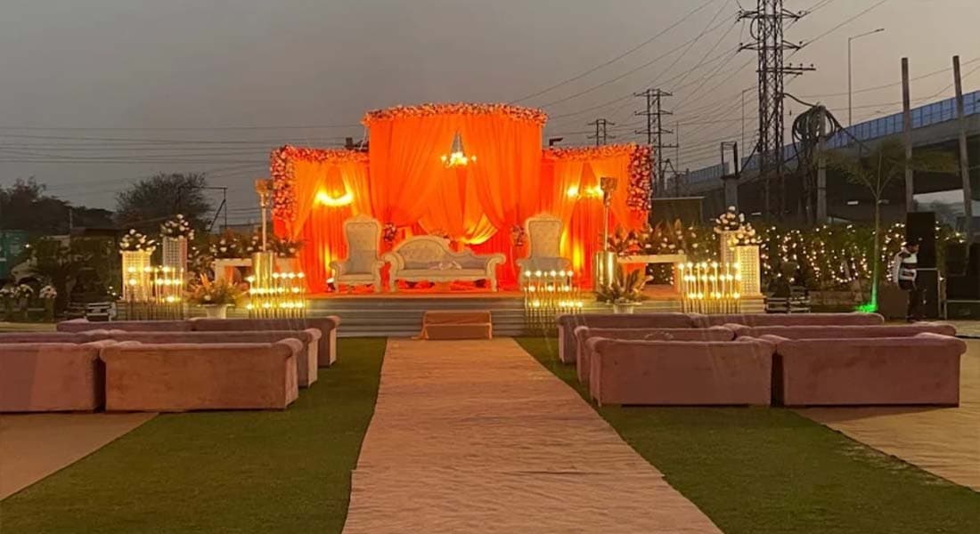 Crossroads Banquets Conventions - Image 1