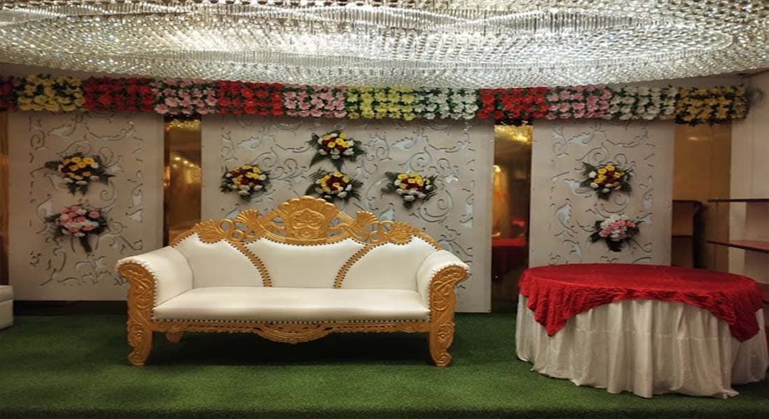 Alpha Party Lounge - Image 2