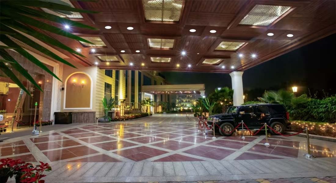 venue-img