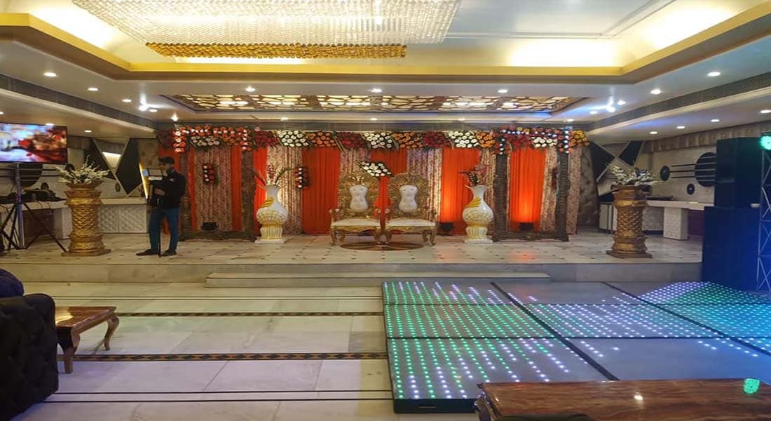 venue-img