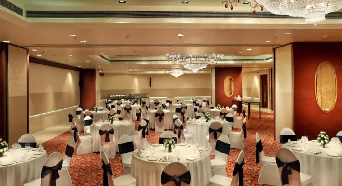 Mahagun Sarovar Portico Suites - Image 2