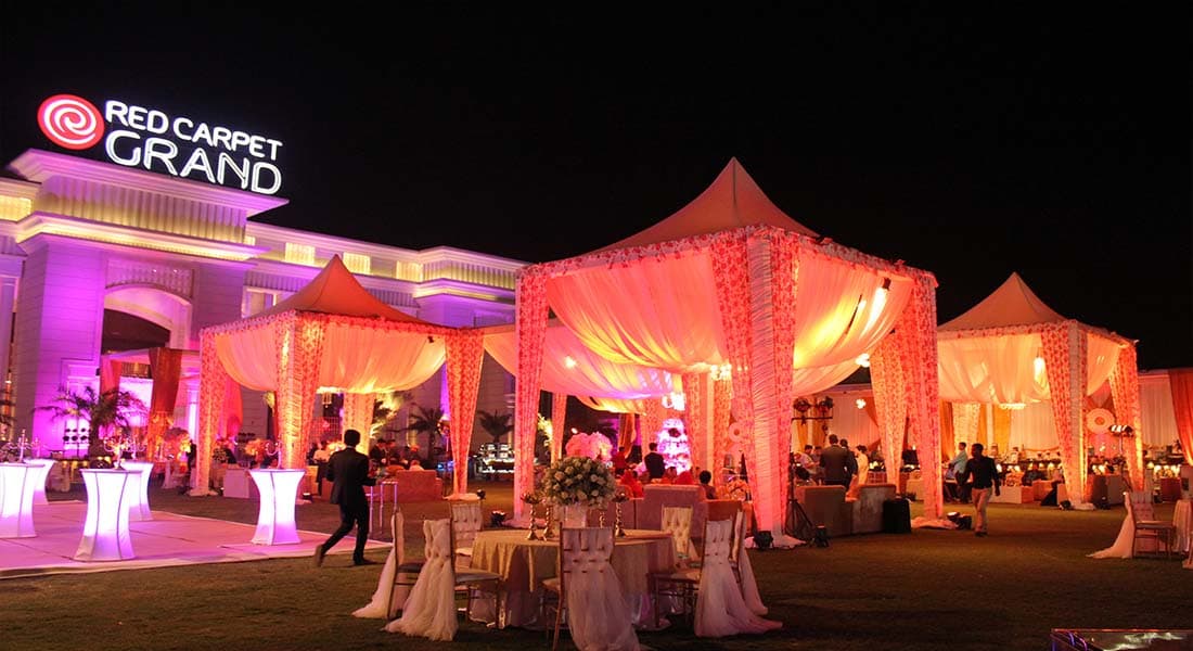 Red Carpet Grand - Image 3