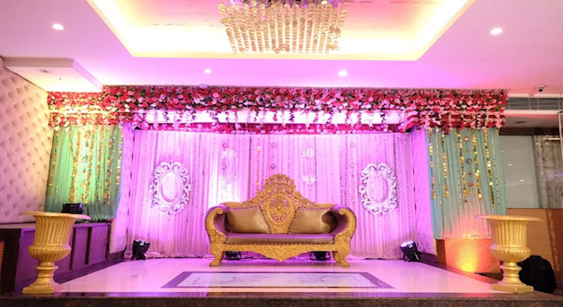 venue-img