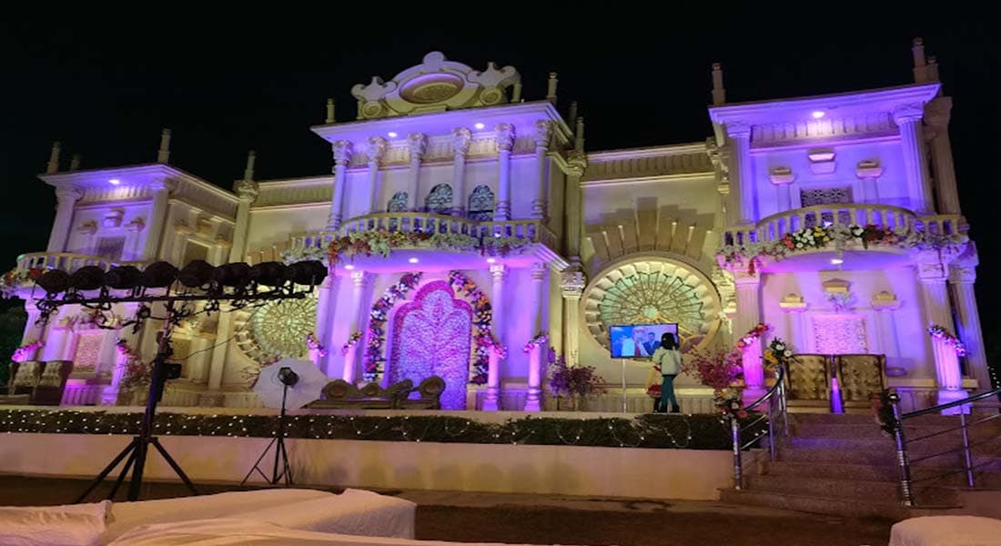 Imperial Gardens - Image 2