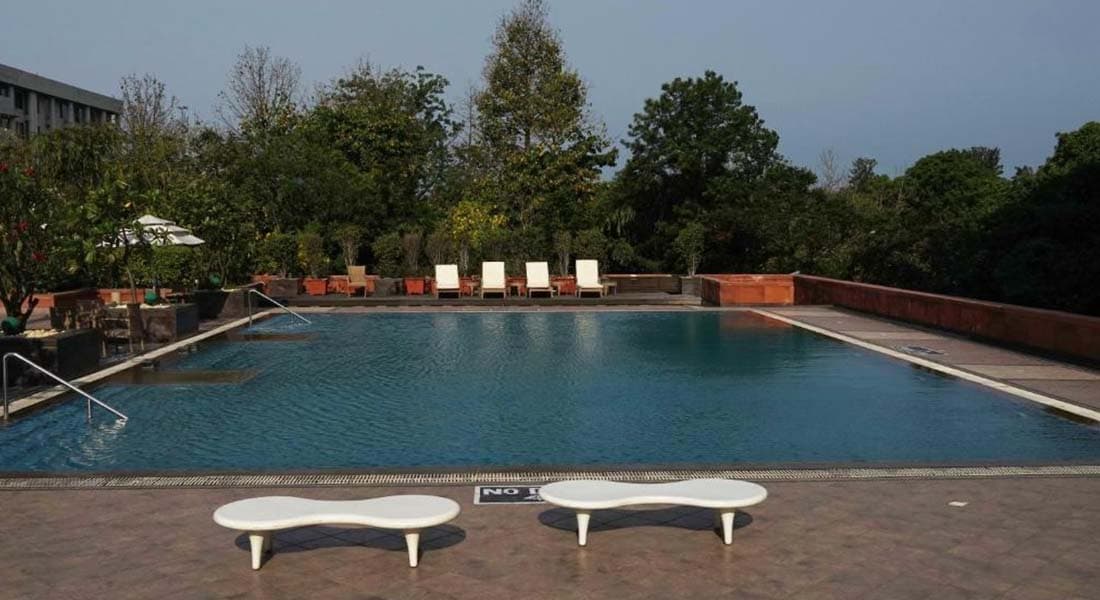 venue-img
