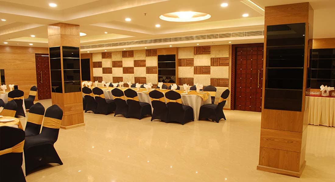 Glades Hotel - Image 2