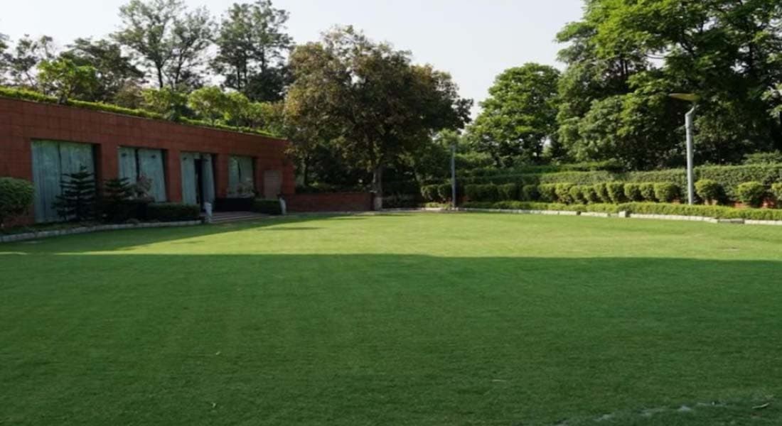 venue-img