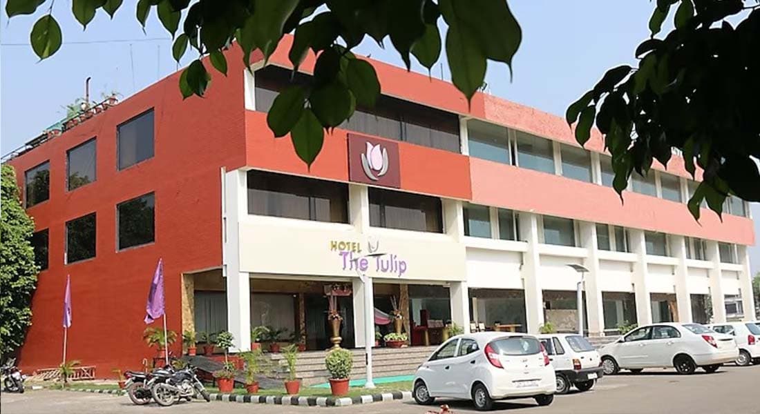 venue-img