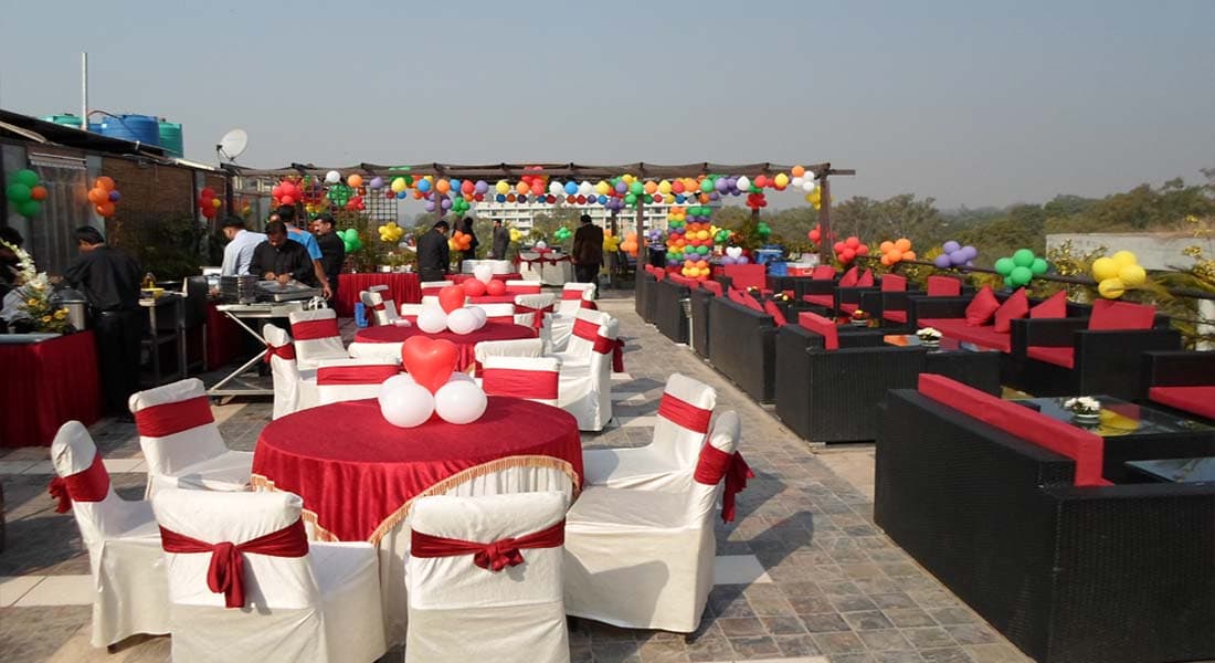 venue-img