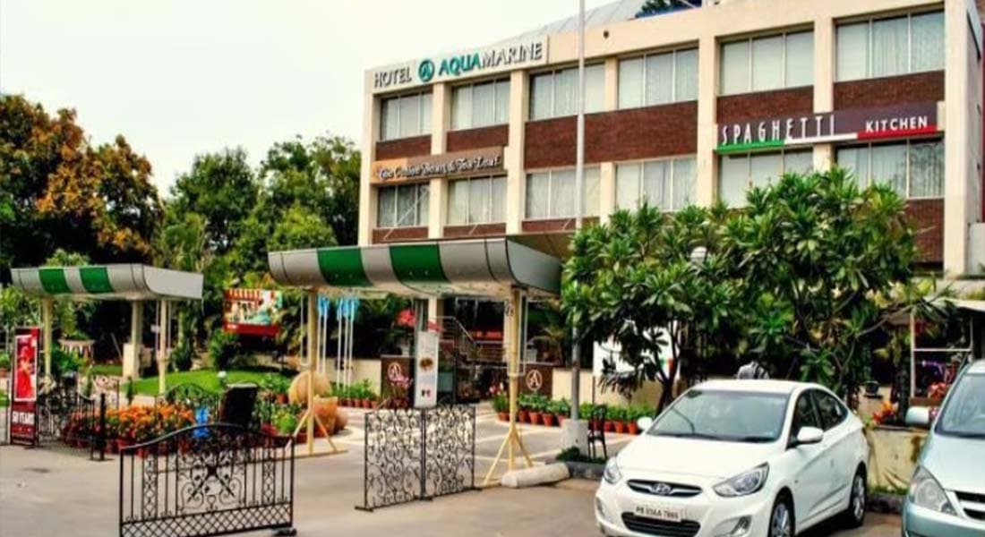 venue-img