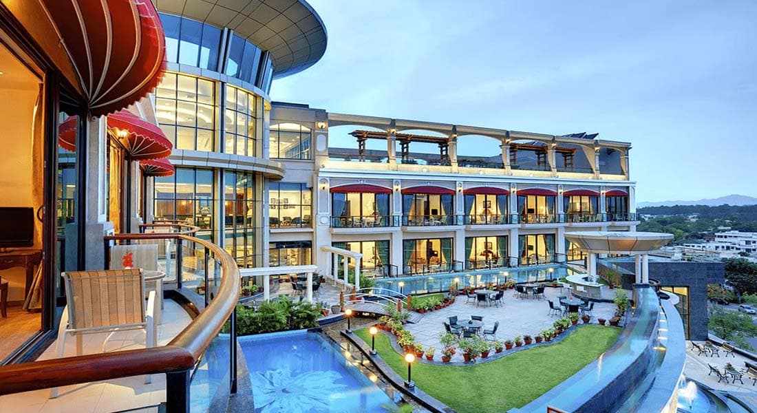 venue-img