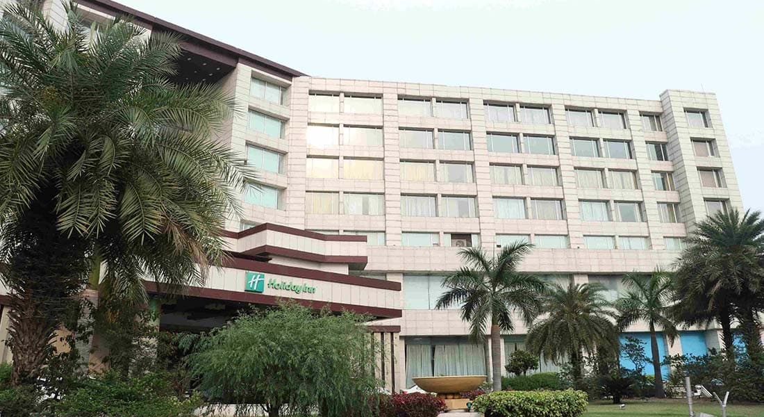 venue-img